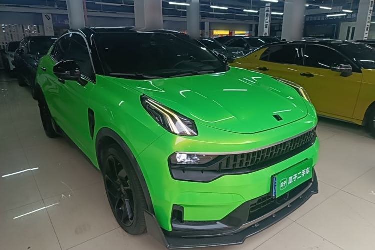 Used Lynk & Co 05 2020 2.0TD Four-Wheel Drive Limited-Edition Timed Release Front Right 45 Deg