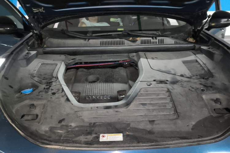 Used Lynk & Co 05 2020 2.0TD Two-Wheel Drive Shine Halo Engine Bay