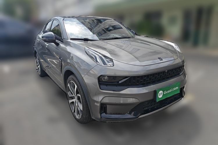 Used Lynk & Co 05 2020 2.0TD Four-Wheel Drive HypeHalo Front Right 45 Deg