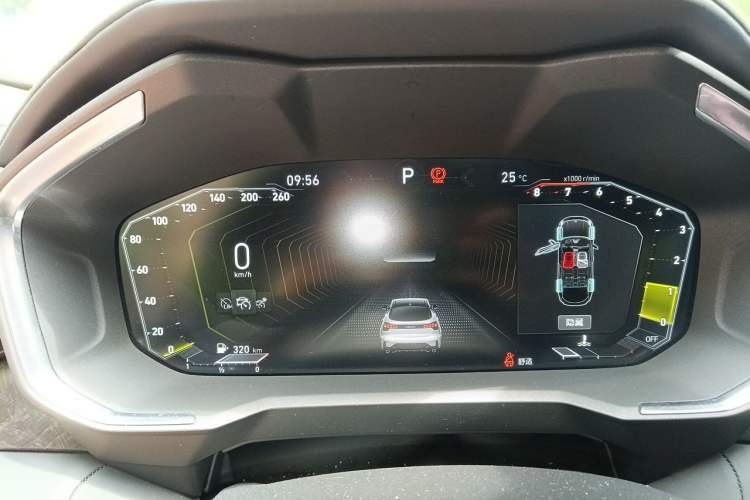 Used Lynk & Co 05 2020 2.0TD Two-Wheel Drive Shine Halo Instrument Cluster