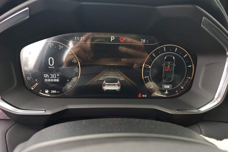 Used Lynk & Co 05 2020 2.0TD Two-Wheel Drive Shine Halo Instrument Cluster
