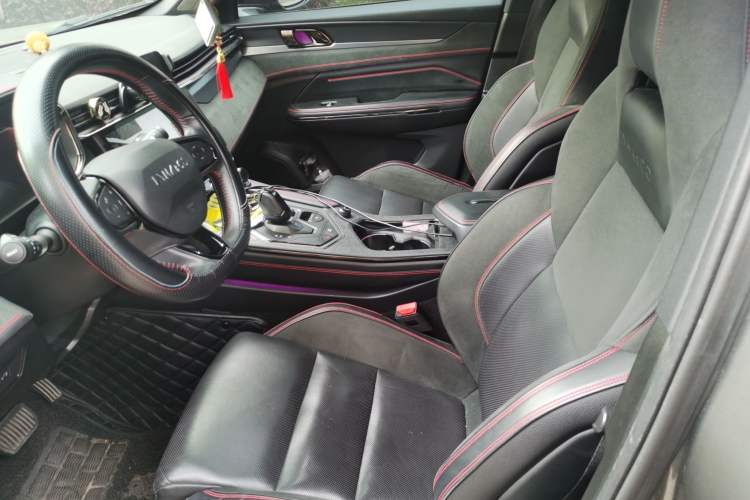 Used Lynk & Co 05 2020 2.0TD Four-Wheel Drive HypeHalo Left Front Seat