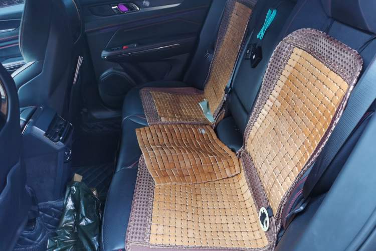 Used Lynk & Co 05 2020 2.0TD Four-Wheel Drive HypeHalo Left Rear Seat