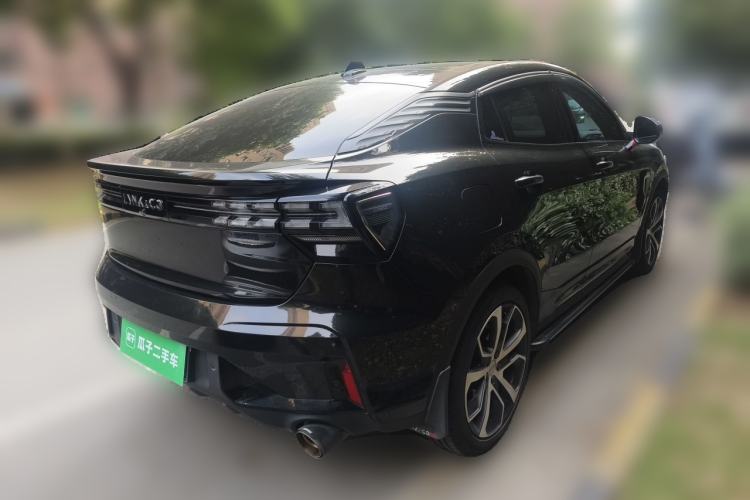 Used Lynk & Co 05 2020 2.0TD Four-Wheel Drive HypeHalo Rear Right 45 Deg