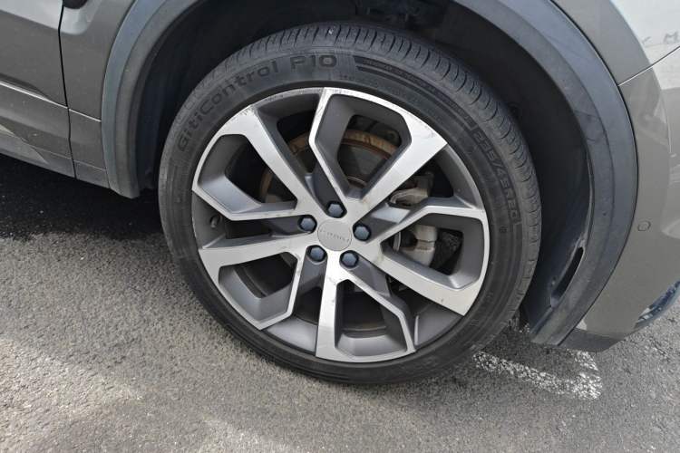 Used Lynk & Co 05 2020 2.0TD Four-Wheel Drive HypeHalo Right Front Wheel Hub