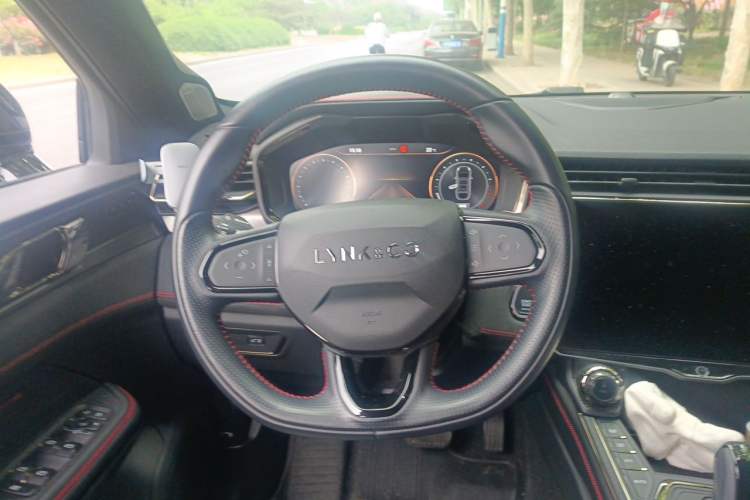 Used Lynk & Co 05 2020 2.0TD Four-Wheel Drive HypeHalo Steering Wheel