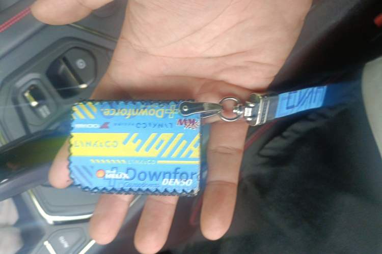 Used Lynk & Co 05 2020 2.0TD Four-Wheel Drive HypeHalo Vehicle Key