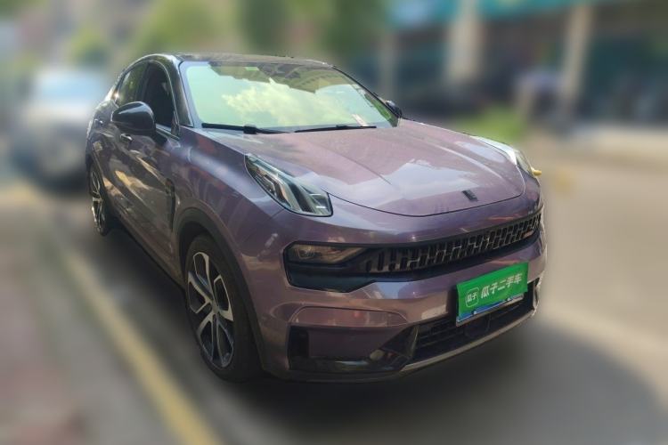 Used Lynk & Co 05 2020 2.0TD Four-Wheel Drive HypeHalo Front Right 45 Deg