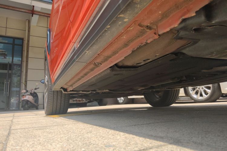 Used Lynk & Co 05 2020 2.0TD Four-Wheel Drive HypeHalo Left Side Sill