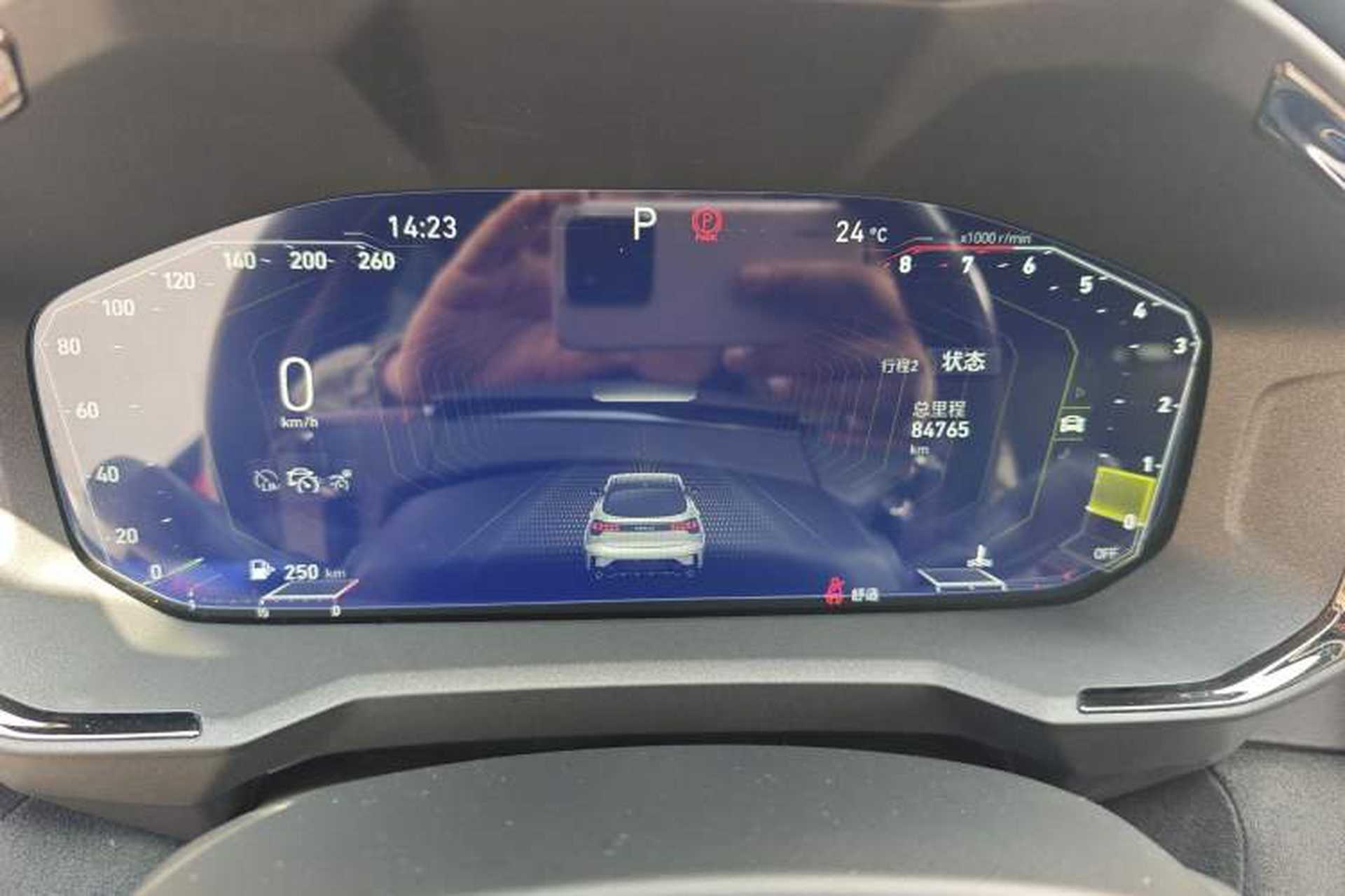 Used Lynk & Co 05 2020 2.0TD Four-Wheel Drive HypeHalo Odometer Close Up