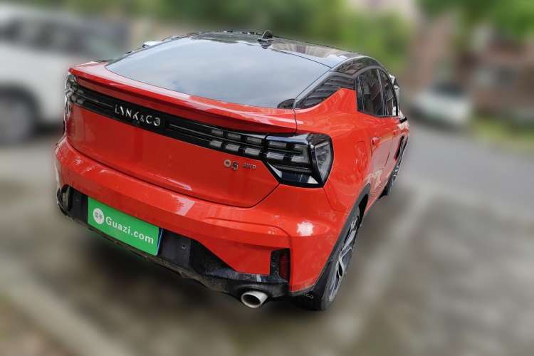 Used Lynk & Co 05 2020 2.0TD Four-Wheel Drive HypeHalo Rear Right 45 Deg