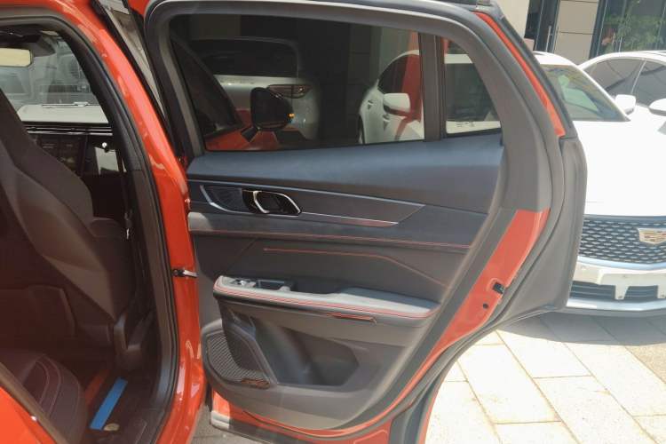 Used Lynk & Co 05 2020 2.0TD Four-Wheel Drive HypeHalo Right Rear Door Interior