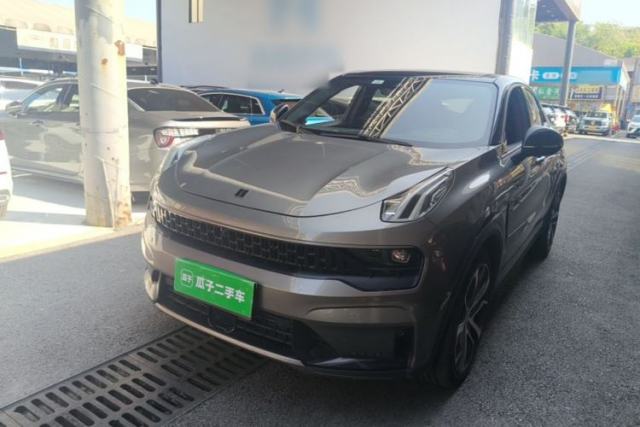 Ojetý Lynk & Co 05 2020 2.0TD Four-Wheel Drive HypeHalo