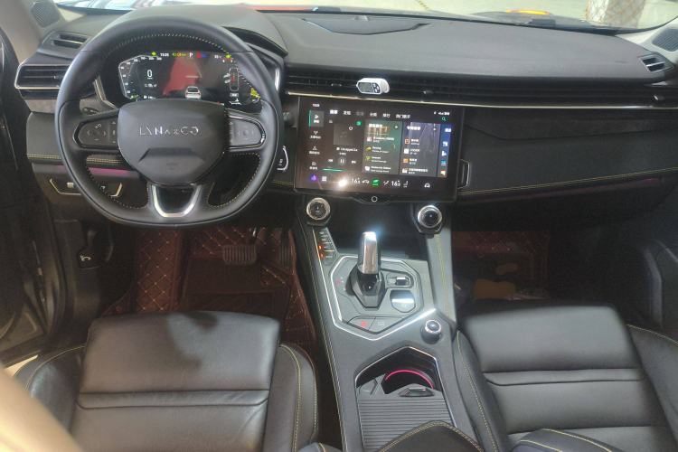 Used Lynk & Co 05 2020 2.0TD Two-Wheel Drive Zhaoyang Plus Center Console