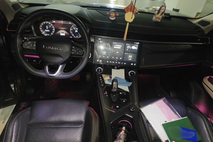 Used Lynk & Co 05 2020 2.0TD Two-Wheel Drive Zhaoyang Plus Center Console