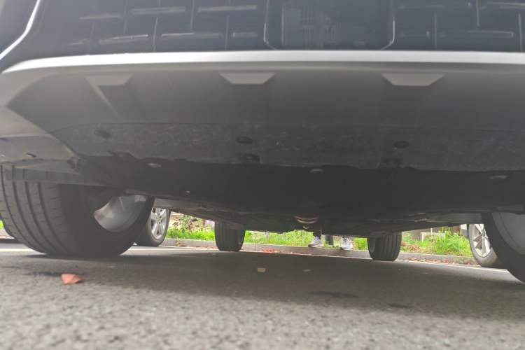Used Lynk & Co 05 2020 2.0TD Four-Wheel Drive HypeHalo Chassis Front