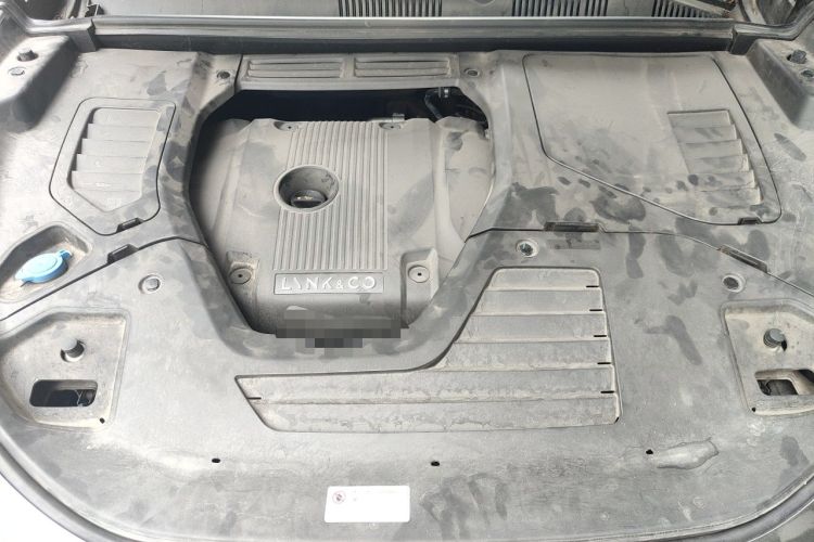 Used Lynk & Co 05 2020 2.0TD Two-Wheel Drive Shine Halo Engine Bay