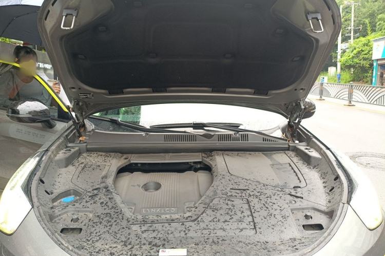 Used Lynk & Co 05 2020 2.0TD Two-Wheel Drive Shine Halo Engine Bay