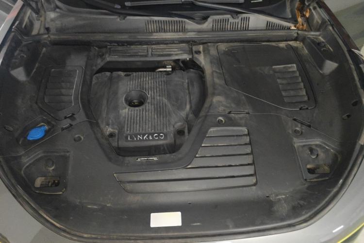 Used Lynk & Co 05 2020 2.0TD Two-Wheel Drive Zhaoyang Plus Engine Bay
