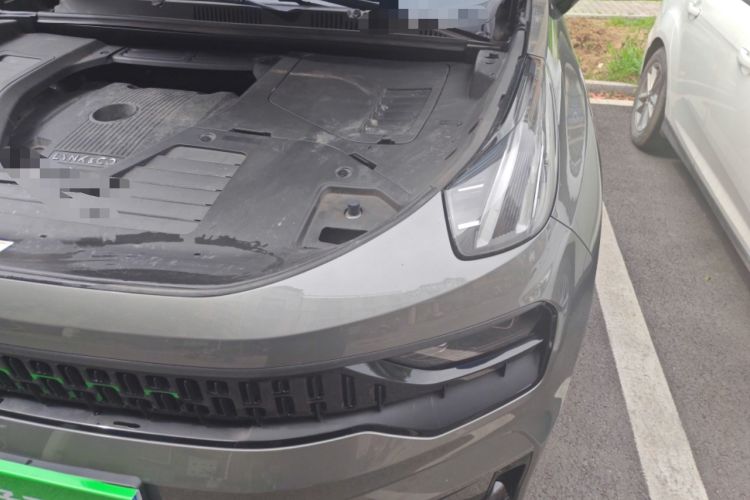 Used Lynk & Co 05 2020 2.0TD Four-Wheel Drive HypeHalo Engine Bay Left