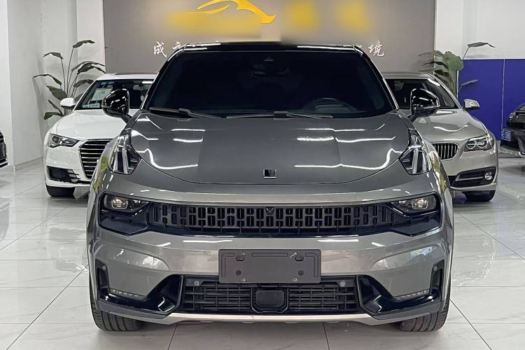 Used Lynk & Co 05 2020 2.0TD Four-Wheel Drive HypeHalo Exterior 5