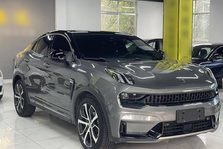 Used Lynk & Co 05 2020 2.0TD Four-Wheel Drive HypeHalo Exterior 6