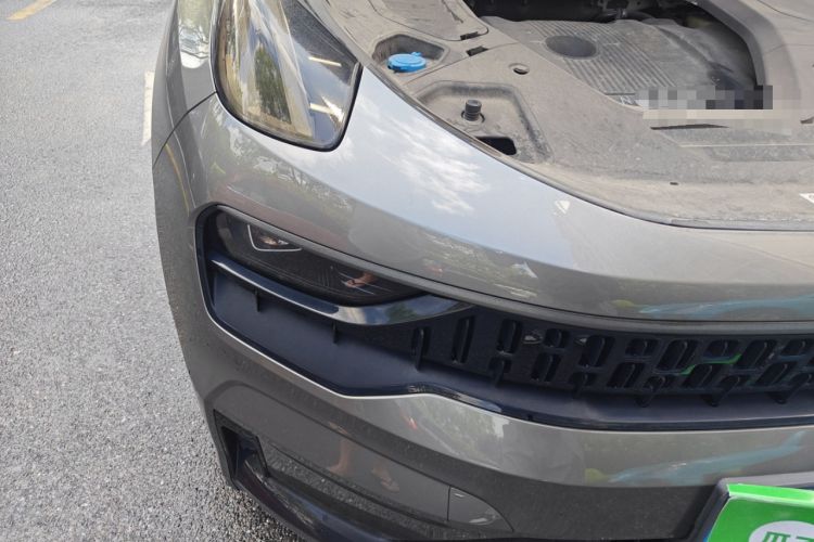 Used Lynk & Co 05 2020 2.0TD Four-Wheel Drive HypeHalo Exterior 6