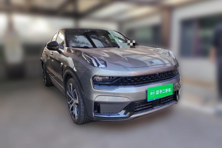 Used Lynk & Co 05 2020 2.0TD Four-Wheel Drive HypeHalo Front Right 45 Deg