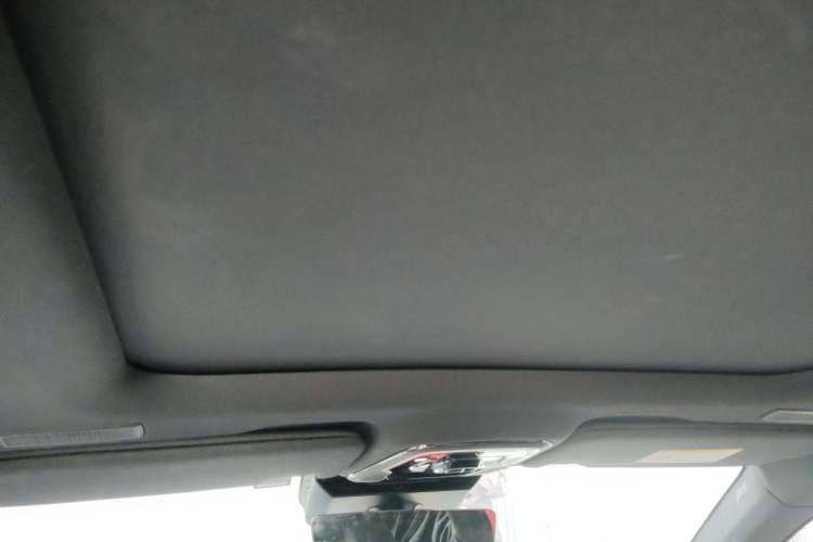 Used Lynk & Co 05 2020 2.0TD Four-Wheel Drive HypeHalo Headliner