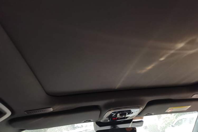 Used Lynk & Co 05 2020 2.0TD Four-Wheel Drive HypeHalo Headliner