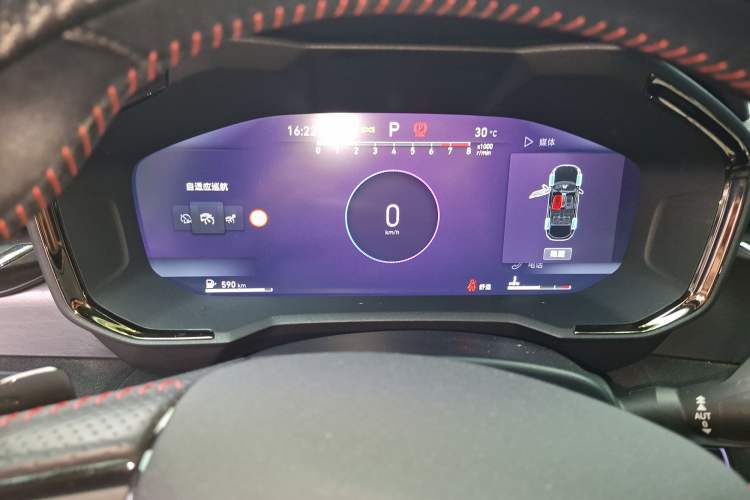 Used Lynk & Co 05 2020 2.0TD Four-Wheel Drive HypeHalo Instrument Cluster