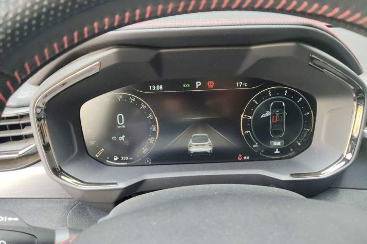 Used Lynk & Co 05 2020 2.0TD Four-Wheel Drive HypeHalo Instrument Cluster