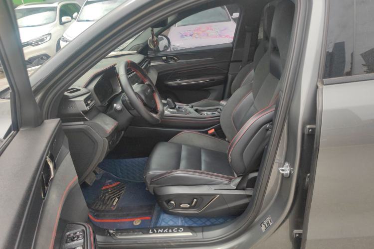 Used Lynk & Co 05 2020 2.0TD Four-Wheel Drive HypeHalo Left Front Seat
