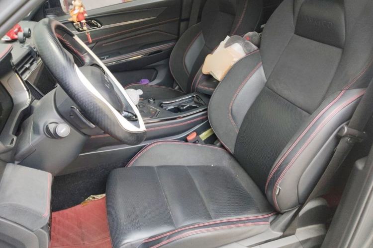 Used Lynk & Co 05 2020 2.0TD Four-Wheel Drive HypeHalo Left Front Seat