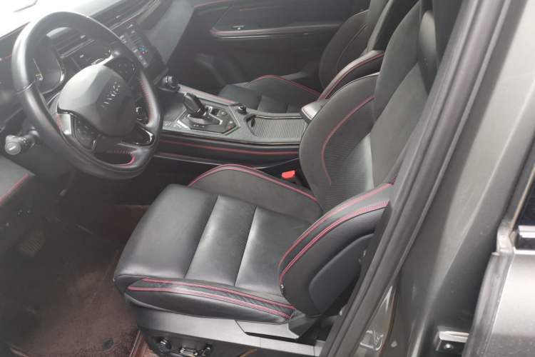 Used Lynk & Co 05 2020 2.0TD Four-Wheel Drive HypeHalo Left Front Seat