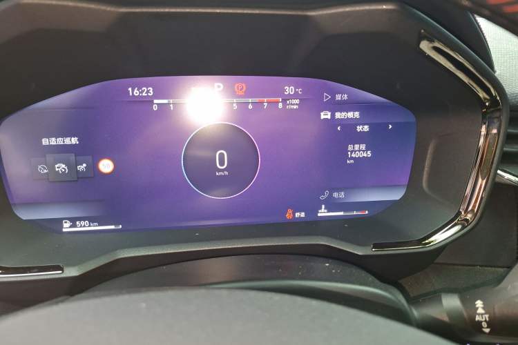 Used Lynk & Co 05 2020 2.0TD Four-Wheel Drive HypeHalo Odometer Close Up