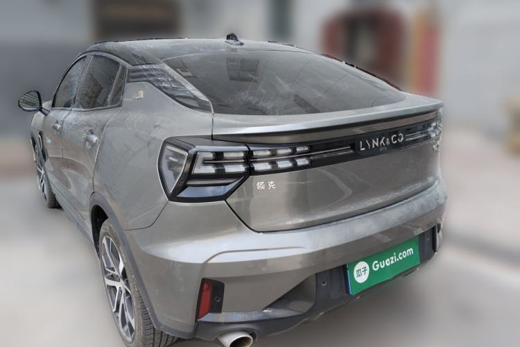 Used Lynk & Co 05 2020 2.0TD Four-Wheel Drive HypeHalo Rear Left 45 Deg