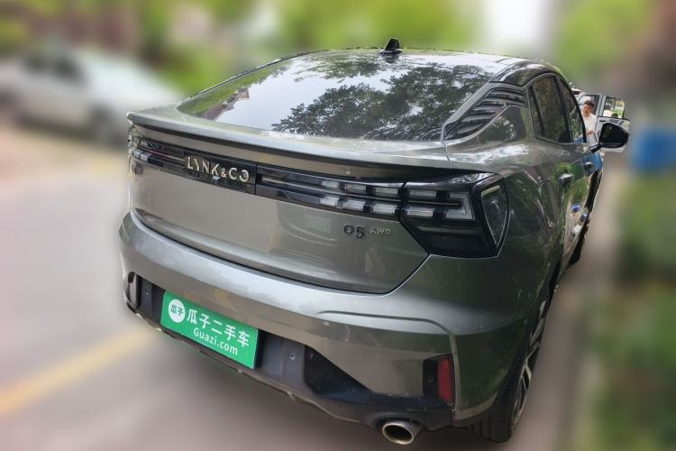 Used Lynk & Co 05 2020 2.0TD Four-Wheel Drive HypeHalo Rear Right 45 Deg