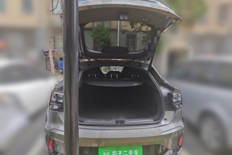 Used Lynk & Co 05 2020 2.0TD Four-Wheel Drive HypeHalo Trunk