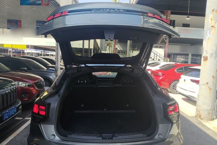 Used Lynk & Co 05 2020 2.0TD Four-Wheel Drive HypeHalo Trunk