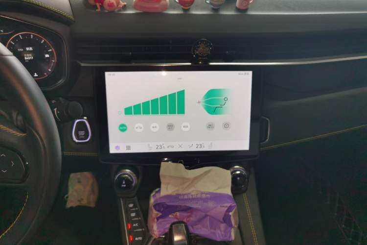 Used Lynk & Co 05 2020 2.0TD Two-Wheel Drive Zhaoyang Plus Audio And AC Panel