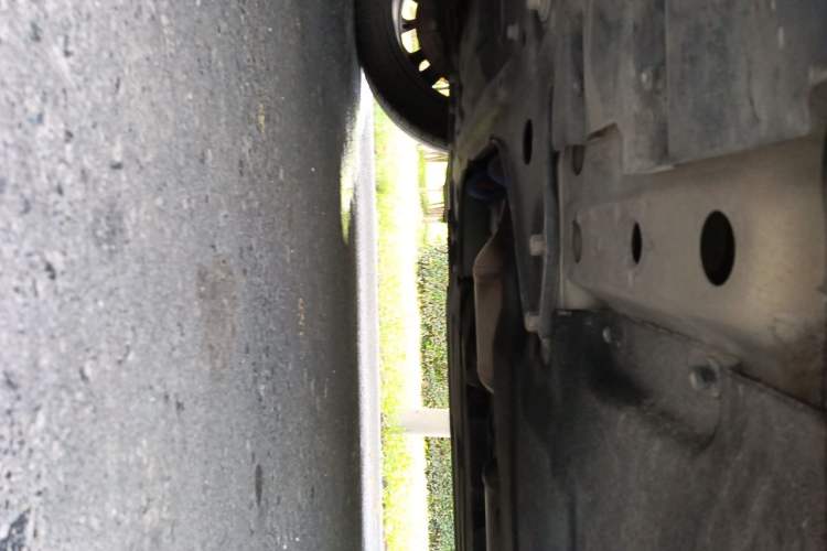 Used Lynk & Co 05 2020 2.0TD Four-Wheel Drive Genie Plus Chassis Front Left