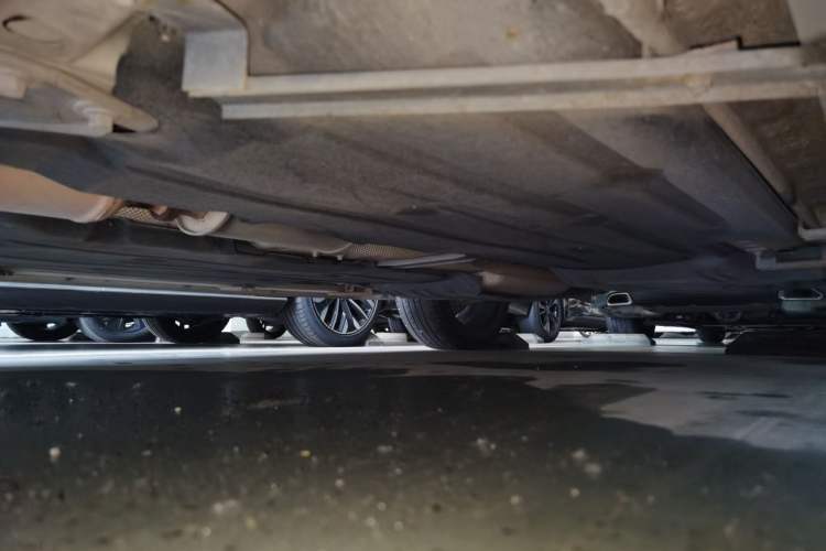 Used Lynk & Co 05 2020 2.0TD Two-Wheel Drive Zhaoyang Plus Chassis Front Left