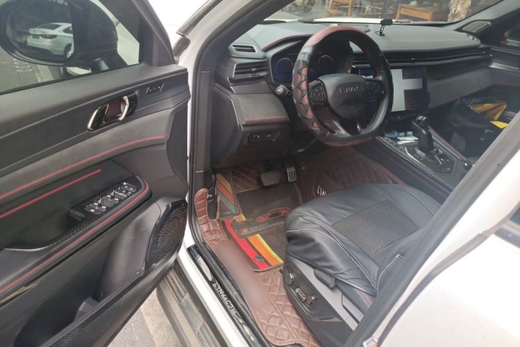 Used Lynk & Co 05 2020 2.0TD Four-Wheel Drive HypeHalo Driver Seat