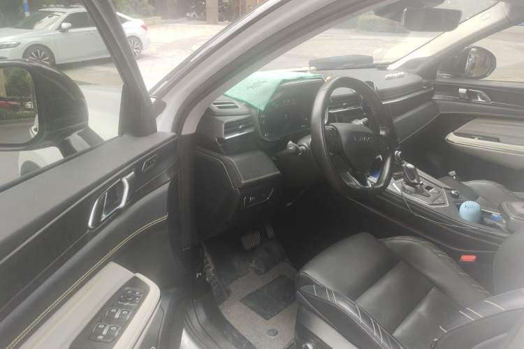 Used Lynk & Co 05 2020 2.0TD Two-Wheel Drive Shine Halo Driver Seat