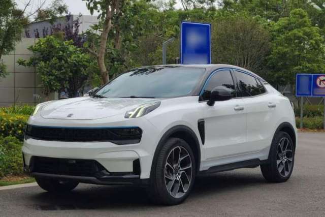 Used Lynk & Co 05 2020 2.0TD Two-Wheel Drive Shine Halo