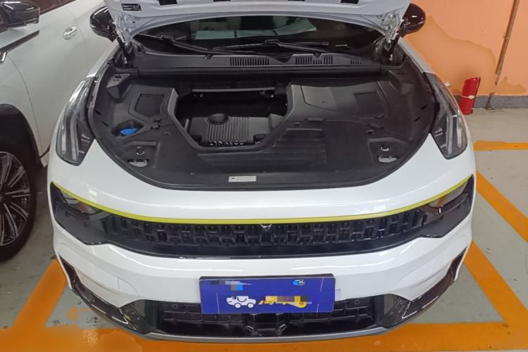 Used Lynk & Co 05 2020 2.0TD Two-Wheel Drive Shine Halo Engine Bay