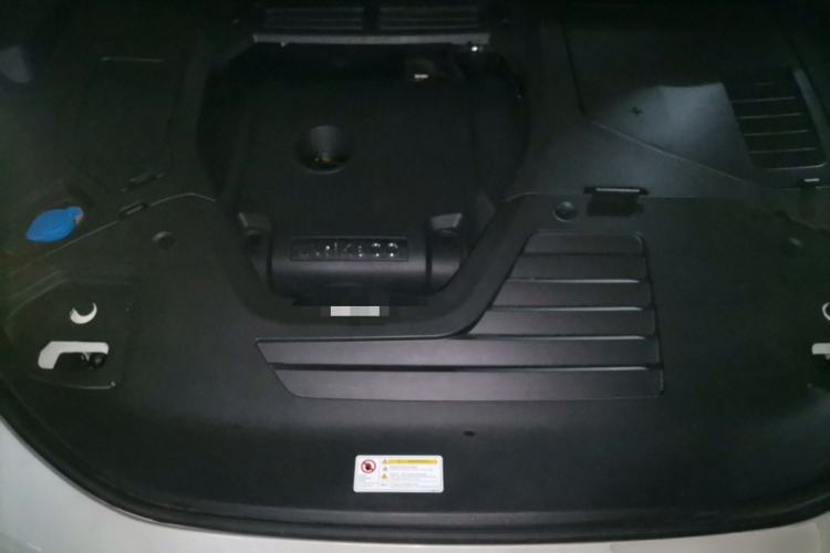 Used Lynk & Co 05 2020 2.0TD Two-Wheel Drive Shine Halo Engine Bay