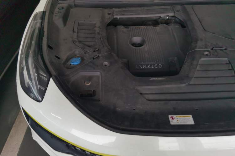 Used Lynk & Co 05 2020 2.0TD Two-Wheel Drive Zhaoyang Plus Engine Bay Right