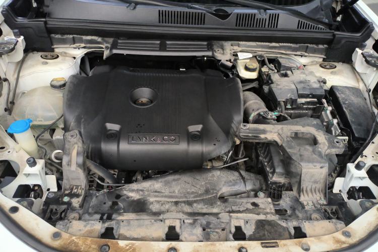Used Lynk & Co 05 2020 2.0TD Four-Wheel Drive Genie Plus Engine Bay